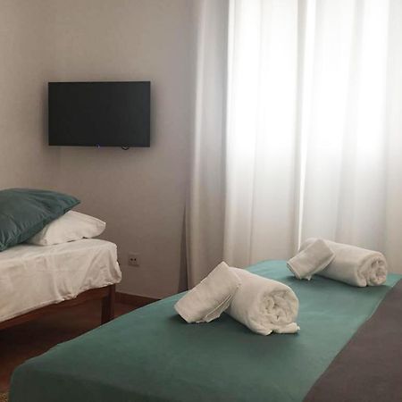 Apartamentos Albertos Santa Eularia des Riu Luaran gambar