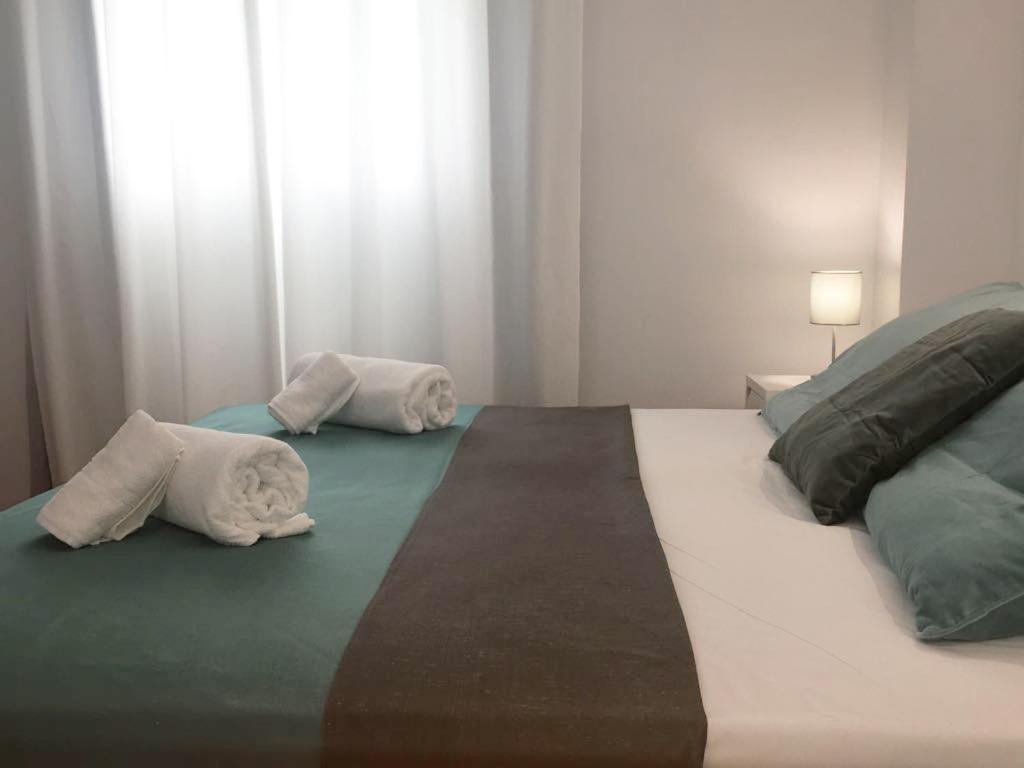Apartamentos Albertos Santa Eularia des Riu Luaran gambar