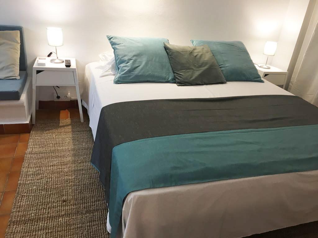 Apartamentos Albertos Santa Eularia des Riu Luaran gambar