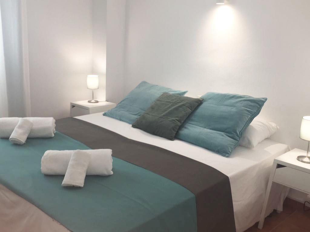 Apartamentos Albertos Santa Eularia des Riu Luaran gambar